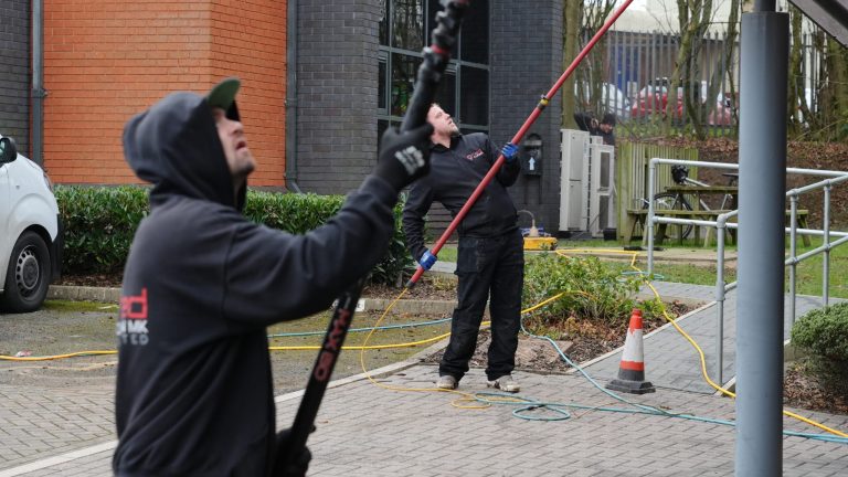 Window Cleaner Bedford